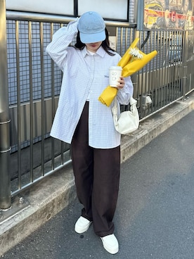 「tannatのアイテム（シャツ/ブラウス、ホワイト系）」を使った、mayaさん（レディース・155cm）の春コーディネート