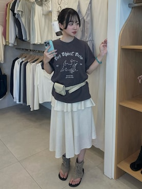 「OURO（アウロ）のアイテム（Tシャツ/カットソー、グレー系）」を使った、mayaさん（レディース・155cm）の夏コーディネート