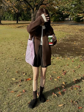 「アイテム（スリッポン）」を使った、mayaさん（レディース・155cm）の秋コーディネート