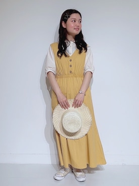 「麦わら帽子」｜「アイテム（ジャンパースカート）」を使った、nachi ☺︎さん（レディース・157cm）の春コーディネート