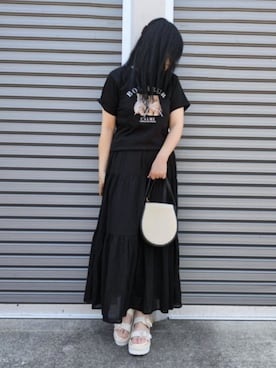 「アイテム（スカート）」を使った、美月さん（レディース・151cm）の夏コーディネート