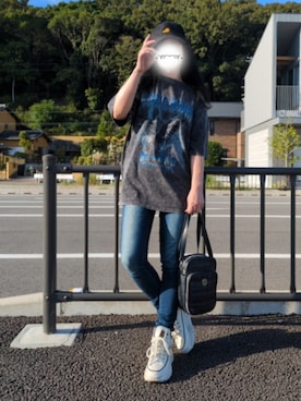 「アイテム（キャップ）」を使った、美月さん（レディース・151cm）の夏コーディネート