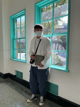 「美術館」｜「アイテム（トップス）」を使った、卡特carterさん（メンズ・183cm）の冬コーディネート