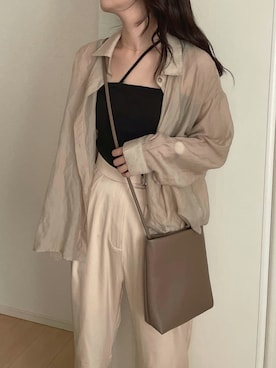 「アイテム（スラックス）」を使った、hinanoさん（レディース・163cm）の秋コーディネート