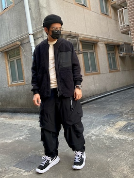 「oversize」｜「アイテム（その他トップス）」を使った、Tom Chanさん（メンズ・165cm）の冬コーディネート