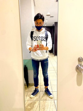 「DSQUARED2（ディースクエアード）のアイテム（トップス）」を使った、ろみひーさん（メンズ・175cm）の春コーディネート