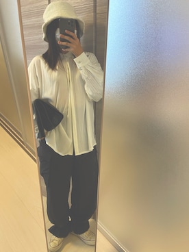 「ジーナシス」｜「アイテム（スニーカー）」を使った、gakitmさん（レディース・156cm）の秋コーディネート