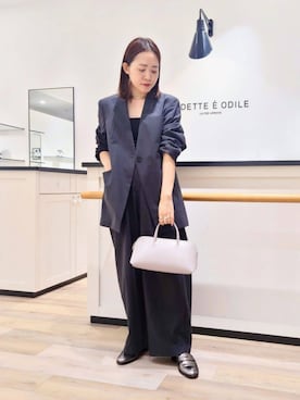 座間　オデット エ オディール スタッフさんのコーディネート