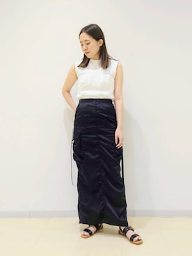 座間　オデット エ オディール スタッフさんのコーディネート