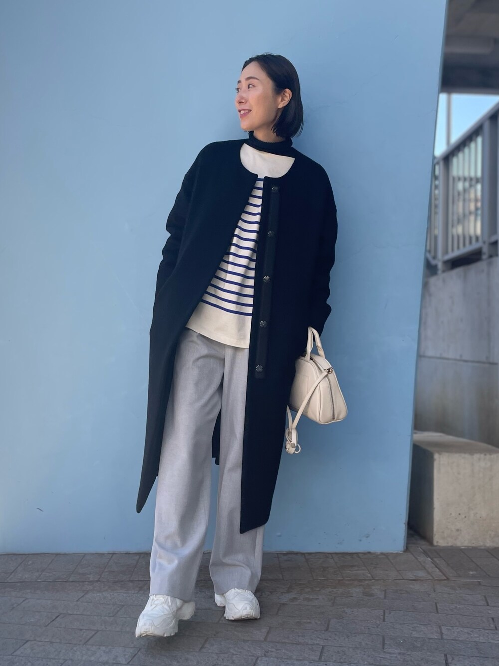 「大人カジュアル、今日のコーデ、冬コーデ、きれいめカジュアル、あったかコーデ、タートルネック、高身長女子、ママファッション、高身長コーデ、オトナ女子」｜「NOLLEY’Sのダブルクロス・ロングコート（その他アウター、ブラック系）」を使った、nol yuuuさん（レディース・166cm）の冬コーディネートの1枚目の写真