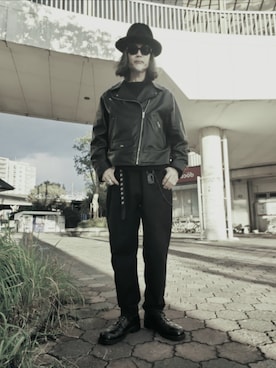 「アイテム（ウォレットチェーン、ブラック系）」を使った、2440046さん（メンズ・172cm）の秋コーディネート