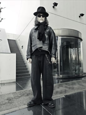 「COMME des GARCONS（コムデギャルソン）のアイテム」を使った、2440046さん（メンズ・172cm）の冬コーディネート