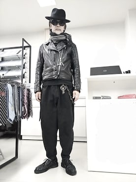 「バルーンパンツ」｜「アイテム（腕時計）」を使った、2440046さん（メンズ・172cm）の秋コーディネート