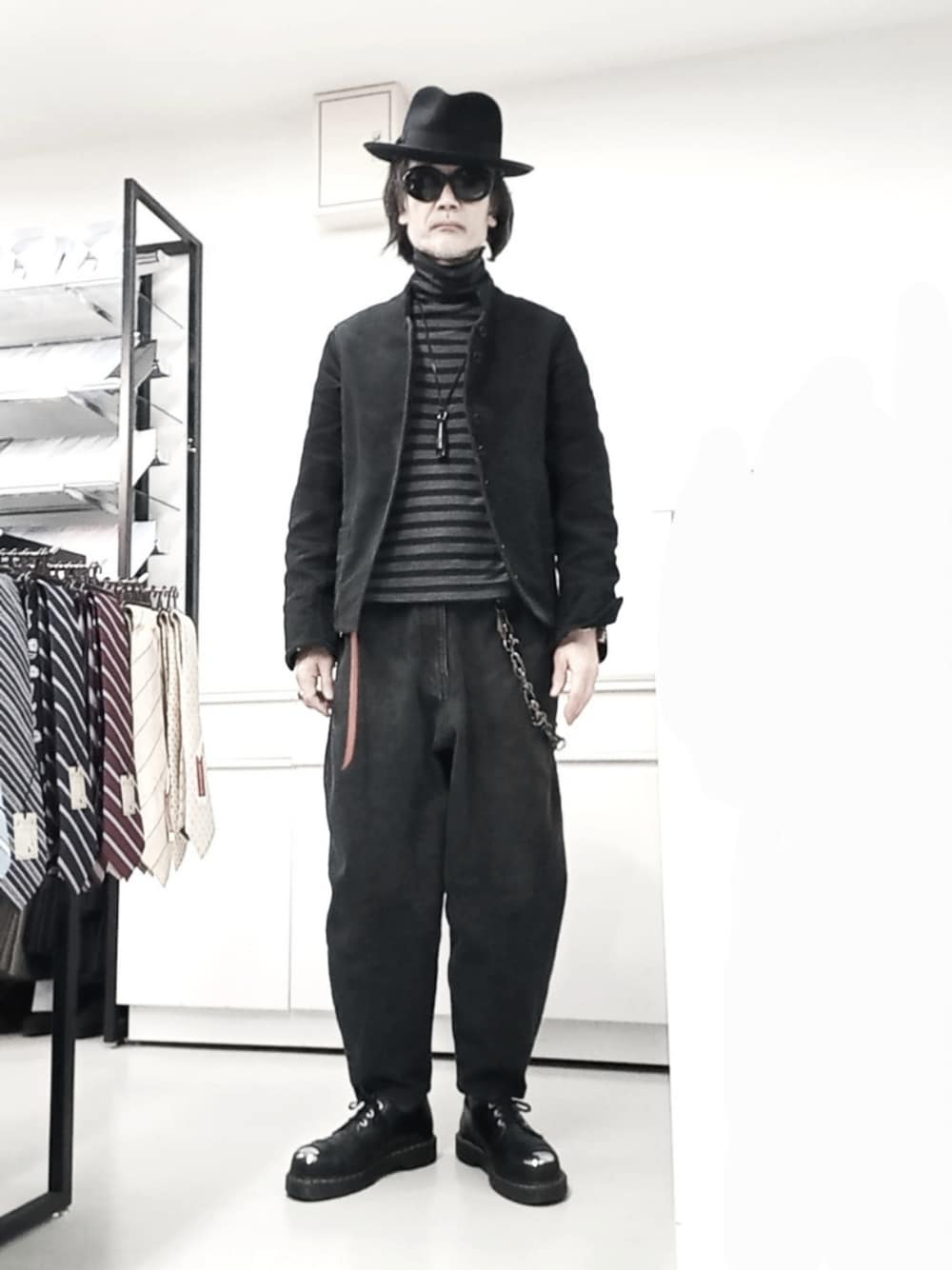 ANATOMICA ノーカラー ジャケット ダークグレー ANATOMICAのノーカラージャケットを使った人気ファッション