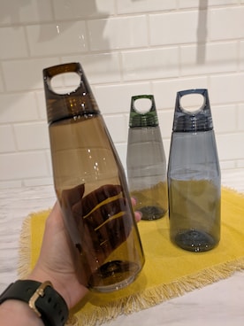 「one'sterrace（ワンズテラス）のトレイル ボトル 600ml（水筒、ブルー系）」を使った、shino.7さん（レディース・160cm）の春コーディネート