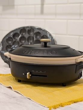 「212 KITCHEN STORE（トゥワントゥキッチンストア）のオーバルホットプレート ブラック ＜BRUNO ブルーノ＞（キッチン家電、その他）」を使った、shino.7さん（レディース・160cm）の秋コーディネート