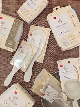 「212 KITCHEN STORE（トゥワントゥキッチンストア）の極 お米計量カップ WH ＜MARNA マーナ＞（キッチンツール、その他）」を使った、shino.7さん（レディース・160cm）の秋コーディネート
