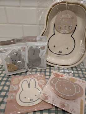 「one'sterrace（ワンズテラス）のDick Bruna miffy 折り畳み桶（その他雑貨、ホワイト系）」を使った、shino.7さん（レディース・160cm）の夏コーディネート
