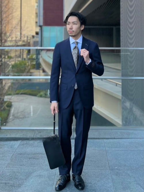 極美品　箱付　ショッパー付　エルメス　ネクタイ　青紺　ホースビット柄　ジャガード 極美品 箱付 ショッパー付 エルメス ネクタイ 青紺 ホースビット