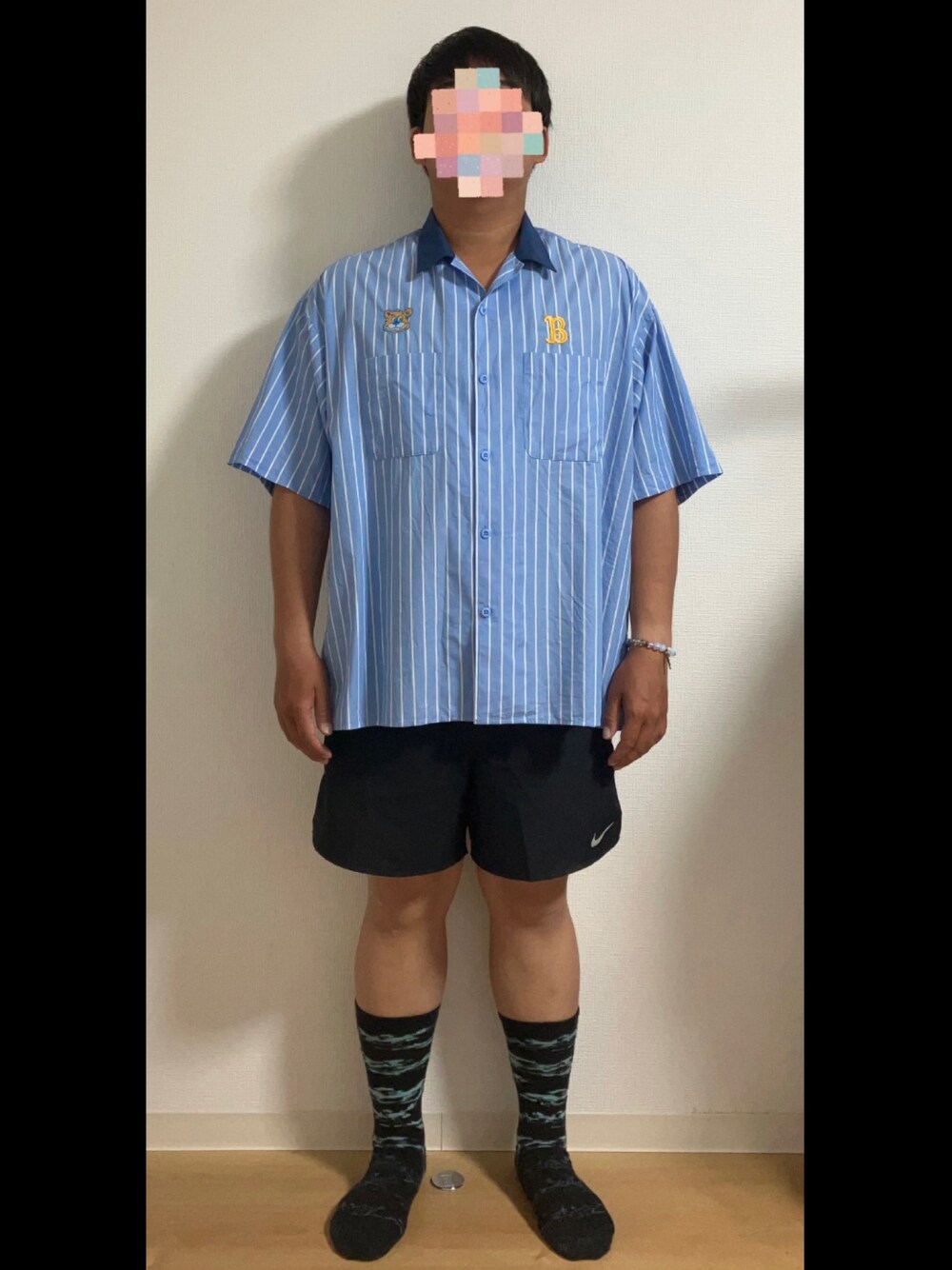 「半袖シャツ、ハーフパンツ、ブレスレット」｜「UCLAのアイテム（シャツ/ブラウス、ブルー系）」を使った、tnk0225wakkirさん（メンズ・170cm）の夏コーディネートの1枚目の写真