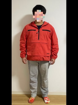 「STUSSY（ステューシー）のアイテム（その他アウター）」を使った、tnk0225wakkirさん（メンズ・170cm）の冬コーディネート
