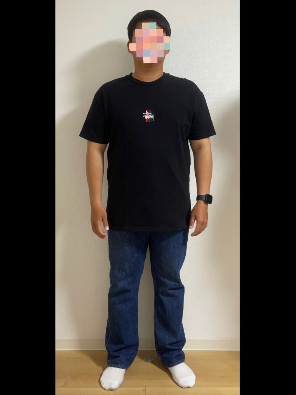 「Tシャツ、デニムパンツ」｜「STUSSYのアイテム（Tシャツ/カットソー、ブラック系）」を使った、tnk0225wakkirさん（メンズ・170cm）の夏コーディネートの1枚目の写真