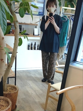 ジャガードリーフラフパンツを使った人気ファッション
