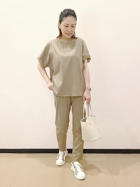 「真夏のアクティブスタイル」｜「アイテム（スニーカー）」を使った、eriさん（レディース・160cm）の春コーディネート