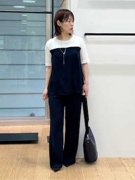 「INDIVI（インディヴィ）の【着る日傘／SETUP可能】ビスチェレイヤード風トップス（Tシャツ/カットソー、ブルー系）」を使った、asamiさん（レディース・156cm）の春コーディネート