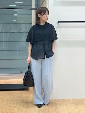 「INDIVI（インディヴィ）の【洗える／ドットモチーフ】ケープスリーブブラウス（シャツ/ブラウス、ブラック系）」を使った、asamiさん（レディース・156cm）の夏コーディネート
