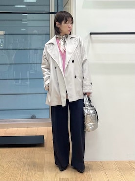 「INDIVI（インディヴィ）の【褒められパンツ／洗える】ウエストゴムワイドタックパンツ（その他パンツ、ブルー系）」を使った、asamiさん（レディース・156cm）の春コーディネート