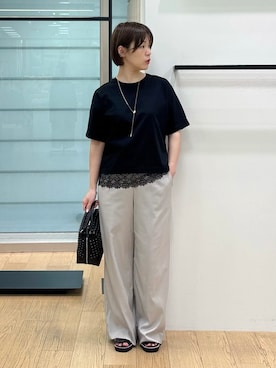 「INDIVI（インディヴィ）の【汗ジミ防止／接触冷感】裾レースドルマンTシャツ（Tシャツ/カットソー、ブラック系）」を使った、asamiさん（レディース・156cm）の秋コーディネート