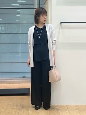 「INDIVI（インディヴィ）の【着る日傘】シフォンドッキングブラウス（シャツ/ブラウス、ブラック系）」を使った、asamiさん（レディース・156cm）の春コーディネート