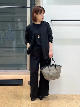 「INDIVI（インディヴィ）の【長さ調整自由】ニュアンスモチーフ コードペンダント（ネックレス、ゴールド系）」を使った、asamiさん（レディース・156cm）の春コーディネート