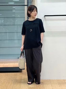 「INDIVI（インディヴィ）の【着る日傘／SETUP可能】ビスチェレイヤード風トップス（Tシャツ/カットソー、ブラック系）」を使った、asamiさん（レディース・156cm）の夏コーディネート