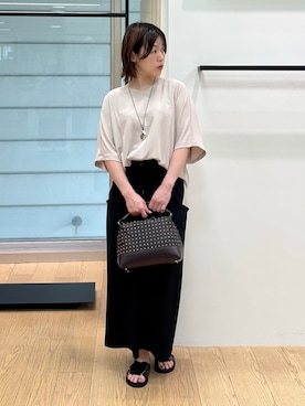 「INDIVI（インディヴィ）の【着る日傘】ドルマントップス（シャツ/ブラウス、ベージュ系）」を使った、asamiさん（レディース・156cm）の秋コーディネート