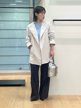 「INDIVI（インディヴィ）の【褒められパンツ／洗える】ウエストゴムワイドタックパンツ（その他パンツ、ブルー系）」を使った、asamiさん（レディース・156cm）の春コーディネート