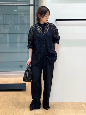 「INDIVI（インディヴィ）の【洗える／トレンド】大人レースシャツ（シャツ/ブラウス、ブラック系）」を使った、asamiさん（レディース・156cm）の夏コーディネート