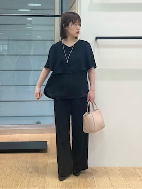 「INDIVI（インディヴィ）の【着る日傘】シフォンドッキングブラウス（シャツ/ブラウス、ブラック系）」を使った、asamiさん（レディース・156cm）の春コーディネート