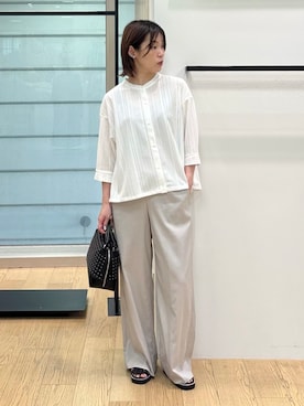 「INDIVI（インディヴィ）の【さらっと素材／洗える】キカレースブラウス（シャツ/ブラウス、ホワイト系）」を使った、asamiさん（レディース・156cm）の夏コーディネート