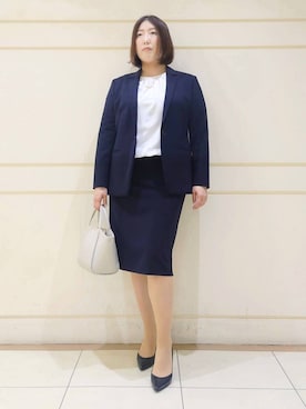 「INDIVI（インディヴィ）の【通勤スーツ／洗える】ストレッチテーラードカラージャケット（スーツジャケット、ブルー系）」を使った、Itoさん（レディース・160cm）の冬コーディネート