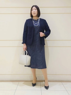 「INDIVI（インディヴィ）の【通勤スーツ／洗える】ストレッチカラーレスジャケット（スーツジャケット、ブルー系）」を使った、Itoさん（レディース・160cm）の冬コーディネート