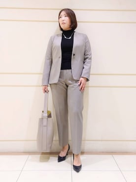 「アイテム（スーツジャケット、ブラウン系）」を使った、Itoさん（レディース・160cm）の秋コーディネート