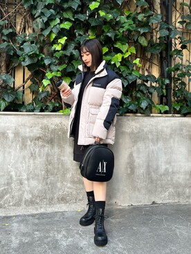 「ARMANI EXCHANGE（アルマーニエクスチェンジ）の【A|X アルマーニ エクスチェンジ】ハイネック　ダウンジャケット（ダウンジャケット/コート、ベージュ系）」を使った、furuyamanさん（レディース・161cm）の冬コーディネート