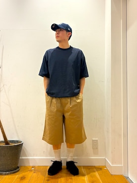 「URBAN RESEARCH DOORS（アーバンリサーチドアーズ）の『吸水速乾/接触冷感/イージーケア』クイックドライ ドロストショートスリーブTシャツ（Tシャツ/カットソー、ブルー系）」を使った、RIRUさん（メンズ・175cm）の春コーディネート