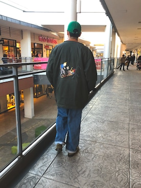 「アイテム（ローファー、グリーン系）」を使った、ゆさん（メンズ・176cm）の冬コーディネート