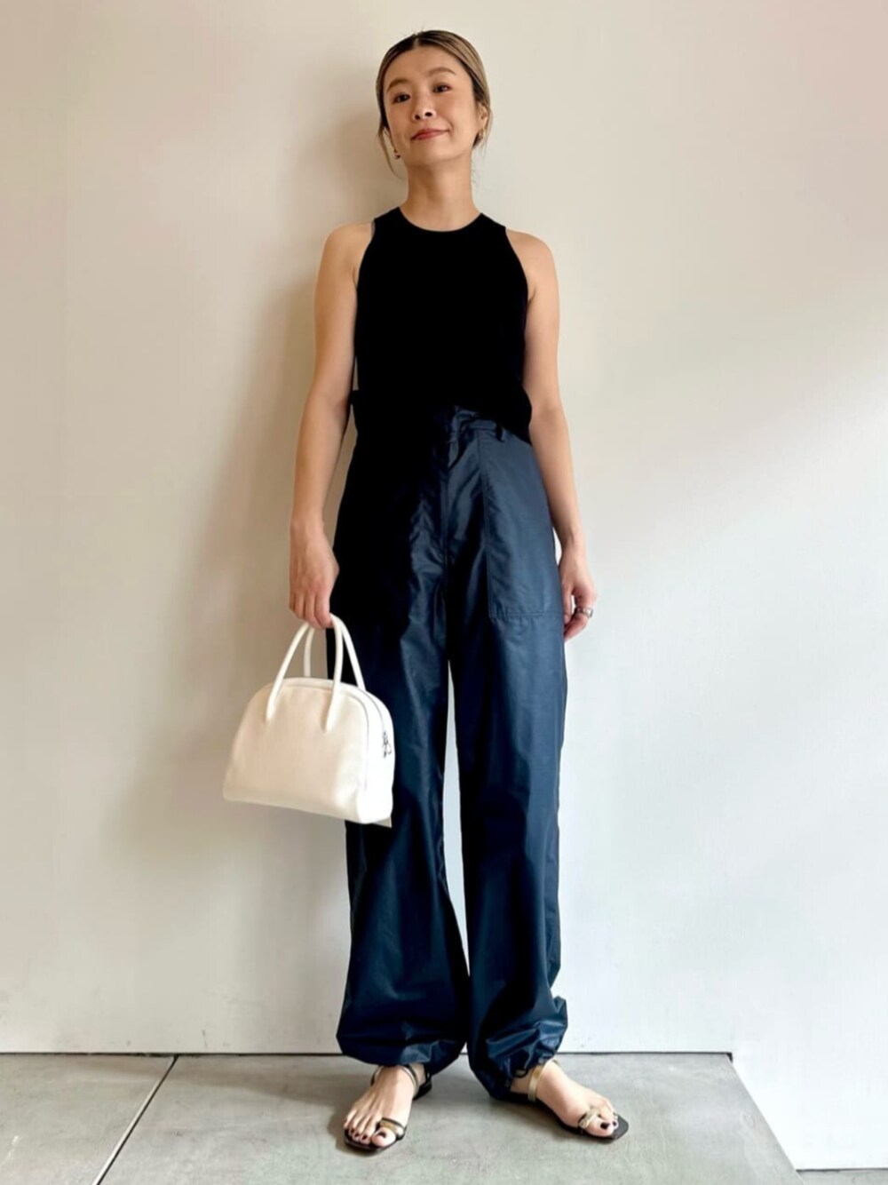 トゥモローランドバッカBACCA シャイニングタイプライターカーゴパンツ34 0000-0017c_top.jpg