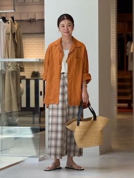 「EDITION（エディション）のアイテム」を使った、Hanada_TOMORROWLANDさん（レディース・166cm）の夏コーディネート