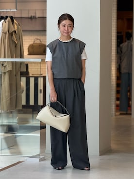 「EDITION（エディション）のアイテム」を使った、Hanada_TOMORROWLANDさん（レディース・166cm）の夏コーディネート