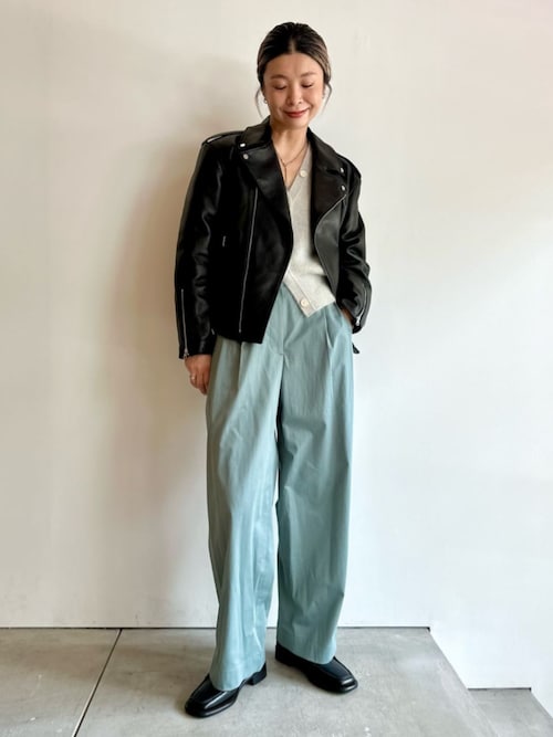 最終【美品】BACCA テーパード ウールパンツ ウエストゴム チャコールグレー 最終【美品】BACCA テーパード ウールパンツ ウエストゴム